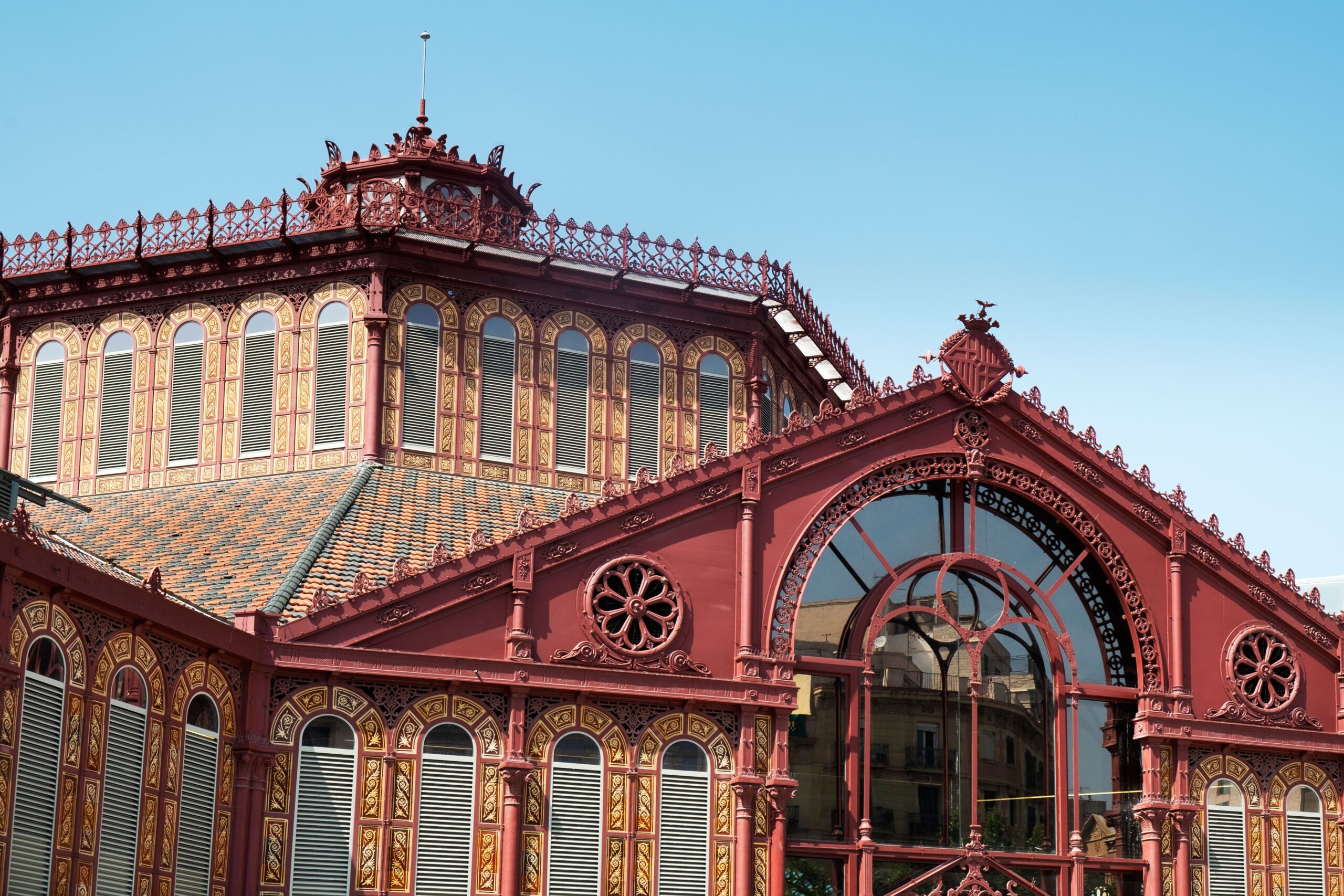 Barcelona Eixample street — Neighbourhood Guides